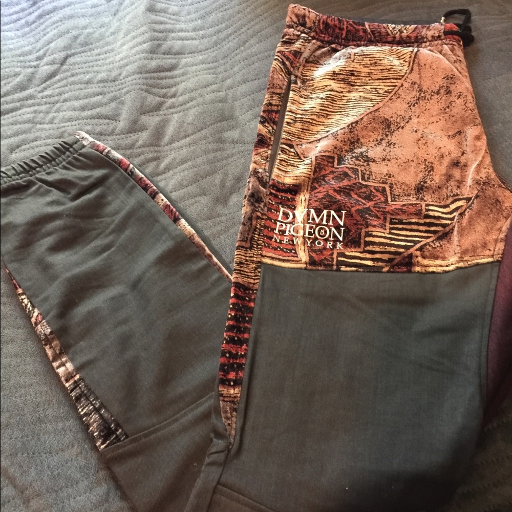 Dvmnpiegon joggers